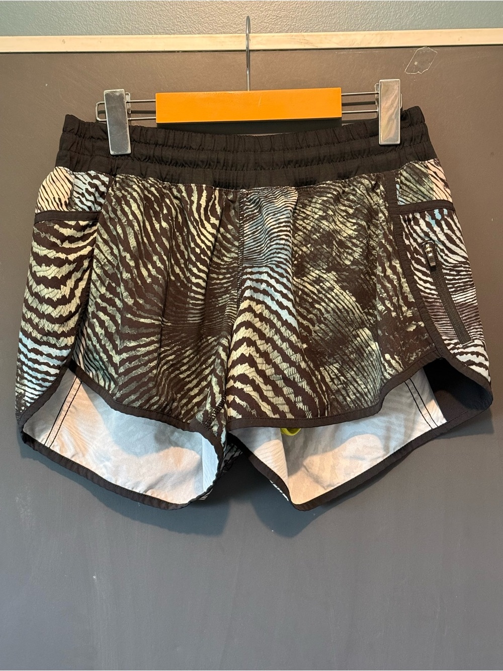 Lululemon shorts- Black/Green